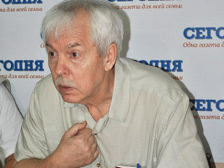 Мешкова везут в сторону Керчи на паромную переправу - Цензор.НЕТ 4583