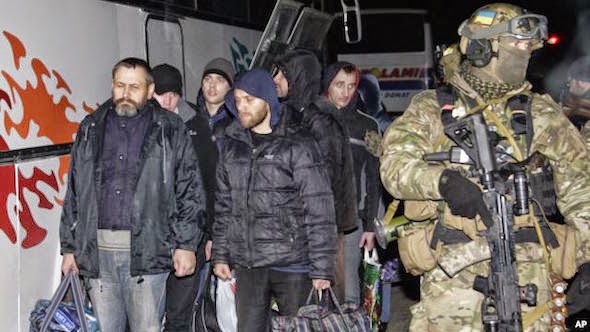 В деле Навальных "Ив Роше" действовала под давлением Кремля, - Le Monde - Цензор.НЕТ 9050
